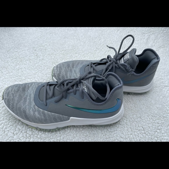 NIKE GREEN/GRAY BASKETBALL SHOES , SIZE 8.5 - Picture 1 of 5